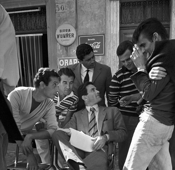 Pasolini durante le riprese di "Accattone" (1961)