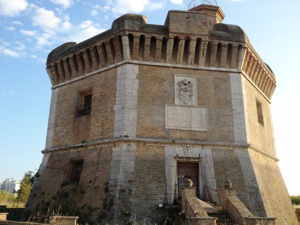 Ostia, la michelangiolesca Torre di San Michele