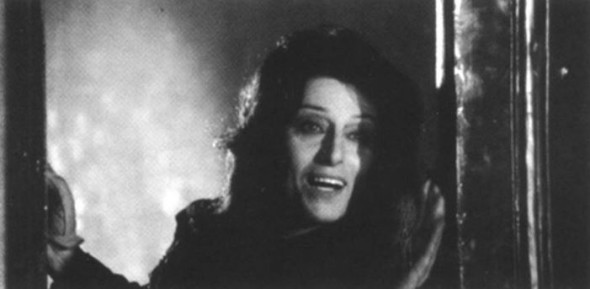 L’ultima apparizione cinematografica di Anna Magnani nel film “Roma” di Federico Fellini (1972). Un cameo in cui interpreta se stessa. Nannarella muore a Roma il 26 settembre 1973. Foto Corriere.it.