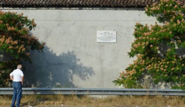 Targa commemorativa per "Edipo re" di Pasolini a Casaletto Lodigiano